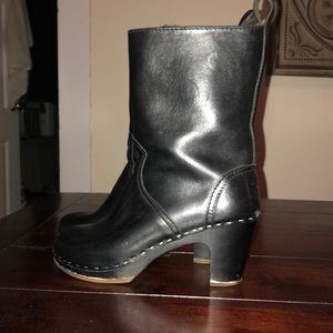 Swedish Hasbeens clog boots